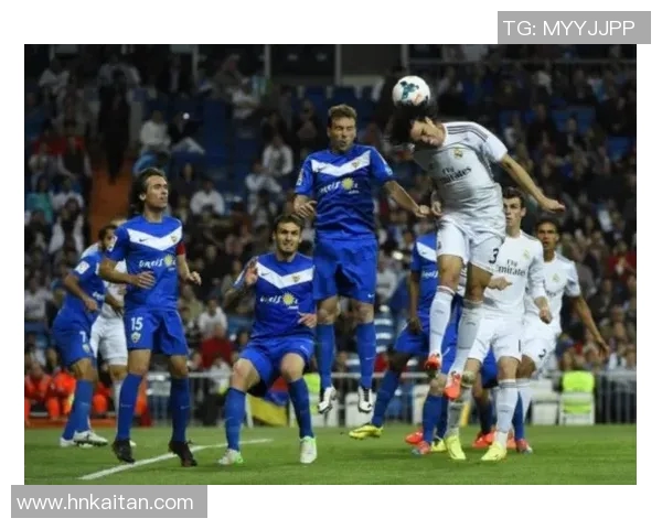 巴萨主场狂胜皇马五球大捷全场精彩回顾与战术分析